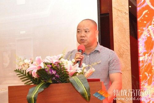 奥邦 许伟
